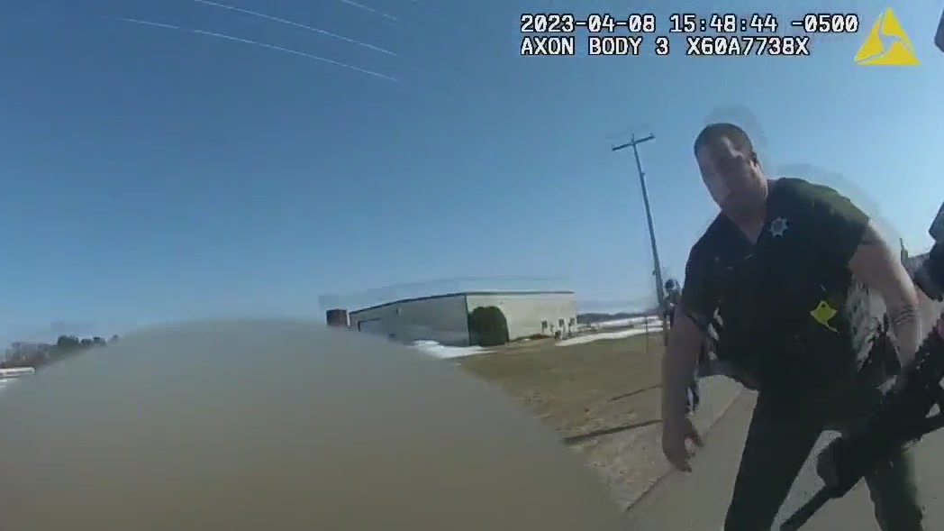 Barron County police shooting video